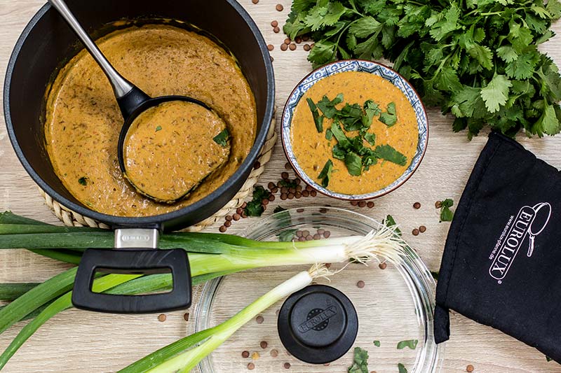 WÜRZIGE CURRY-LINSEN SUPPE